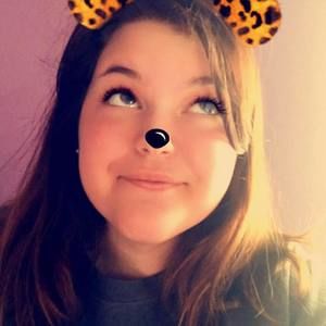 Meet your Posher, Hallie